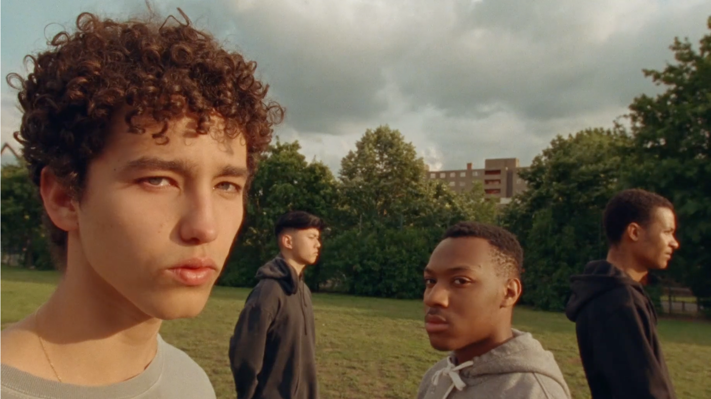 Vier-junge-Maenner-Diversity